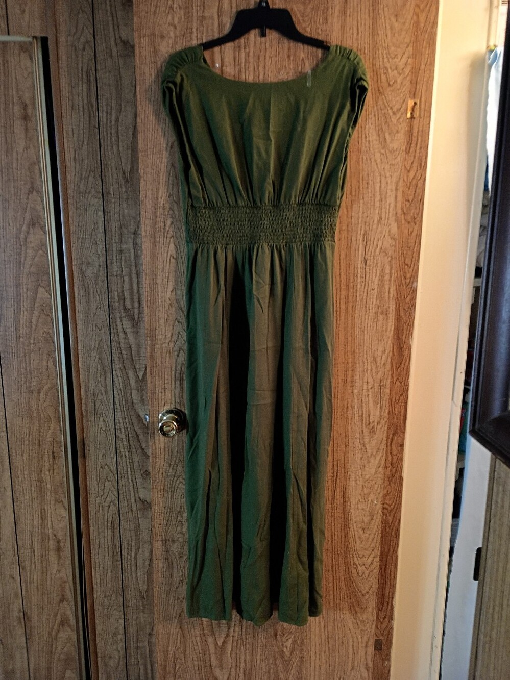 Universal Thread Olive Green V-Neck Maxi Dress - Picture 2 of 4